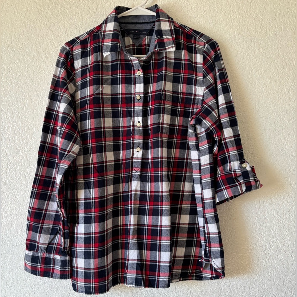 Tommy Hilfiger Gray/navyblue and Red Plaid Shirt Size L/G